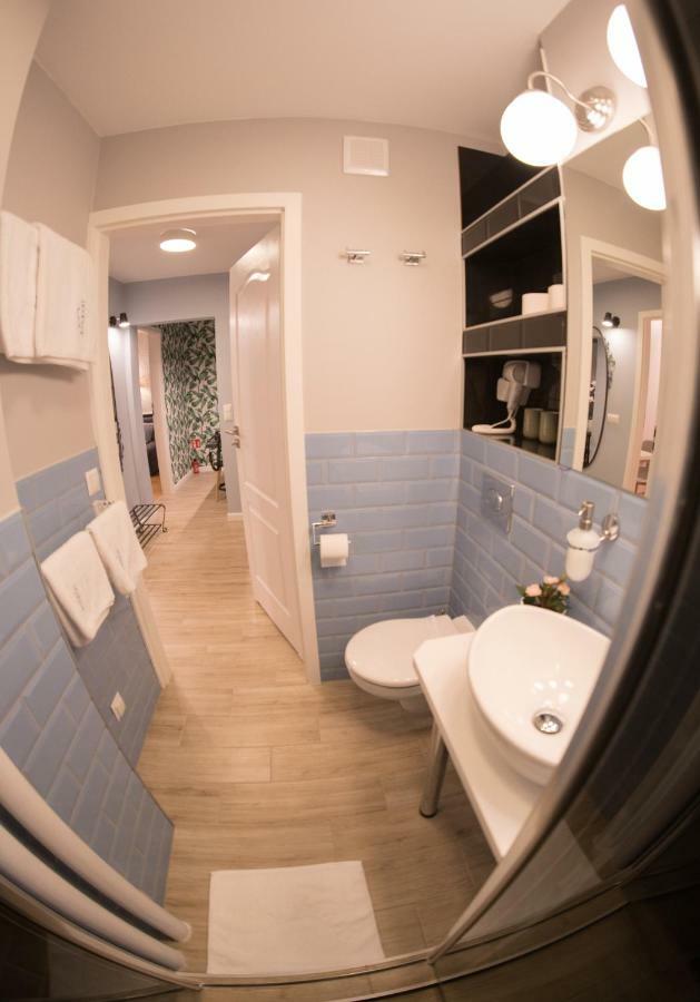 Apartament Hotel Grzybowska 9 Varsovia Exterior foto