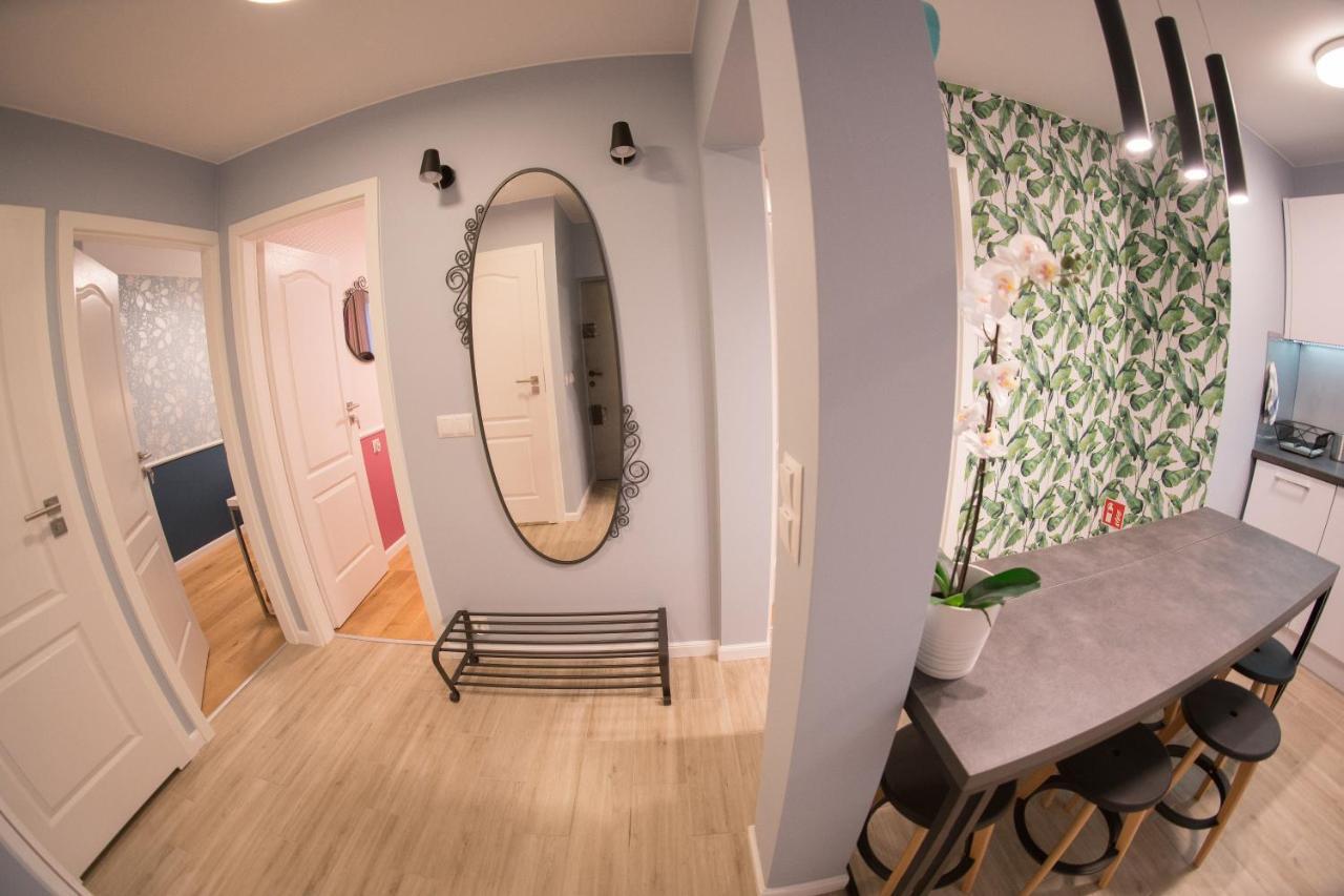 Apartament Hotel Grzybowska 9 Varsovia Exterior foto